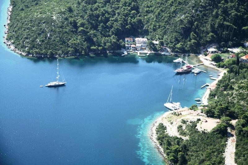 Kobaš Bay